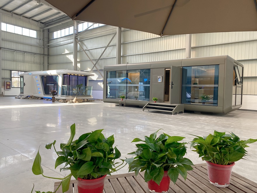 【德瀾仕】——邀您入住民宿太空艙，享夢幻星空之旅……